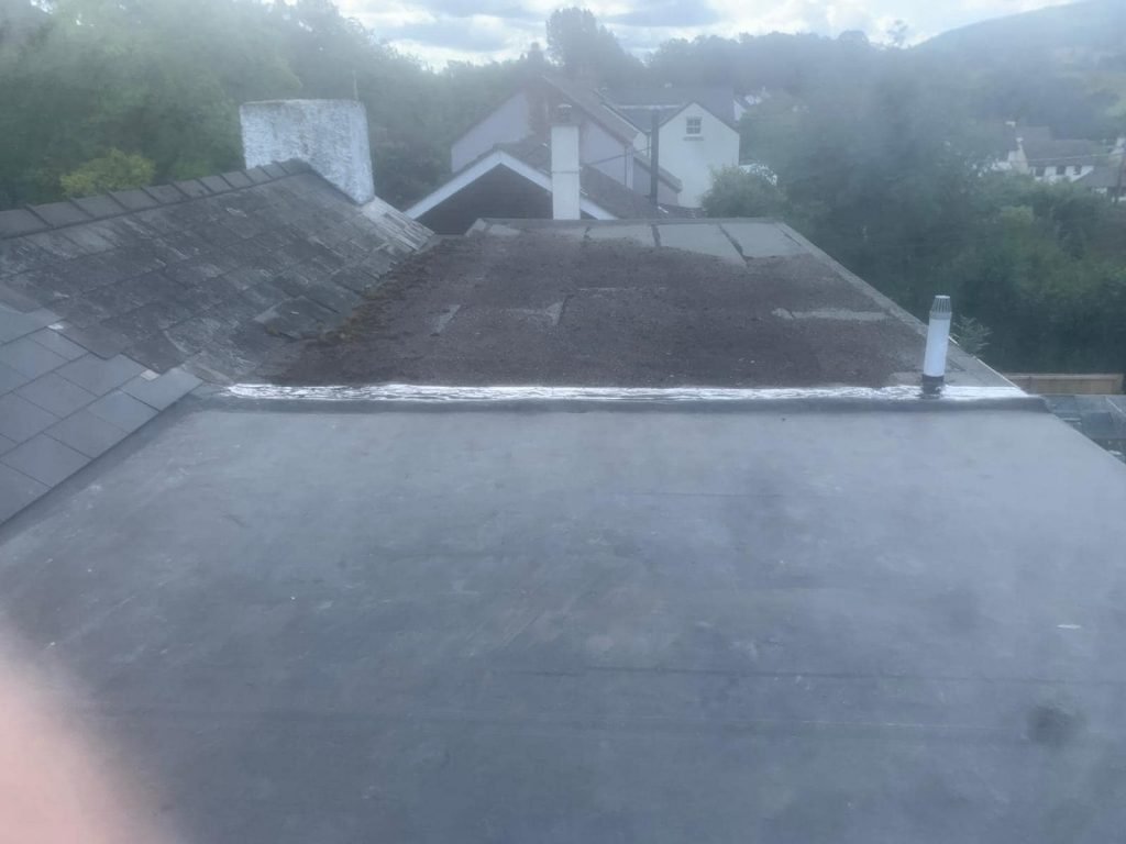 Flat roof being installed on a residential property in London